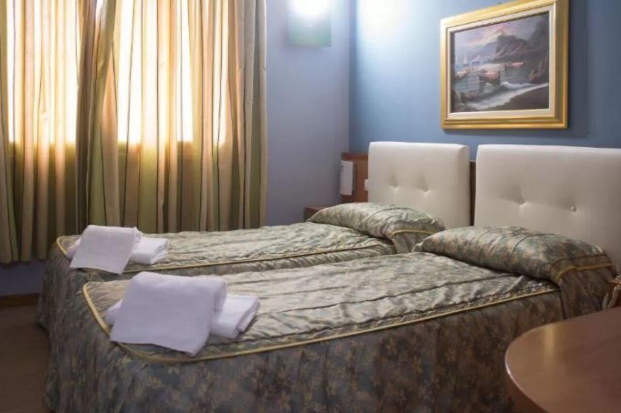 Hotel Garda آفي المظهر الخارجي الصورة