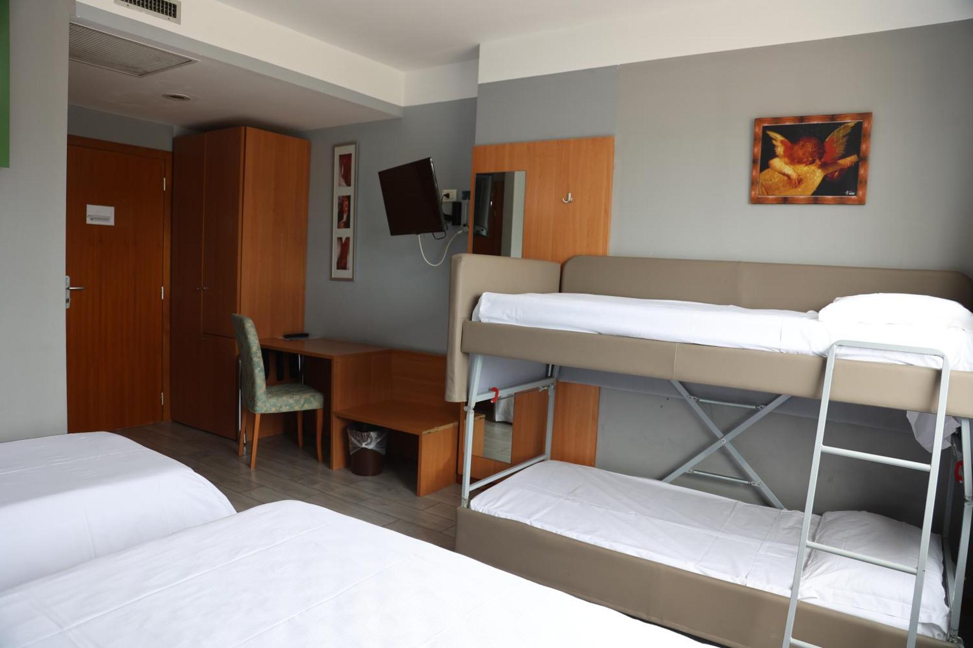 Hotel Garda آفي المظهر الخارجي الصورة