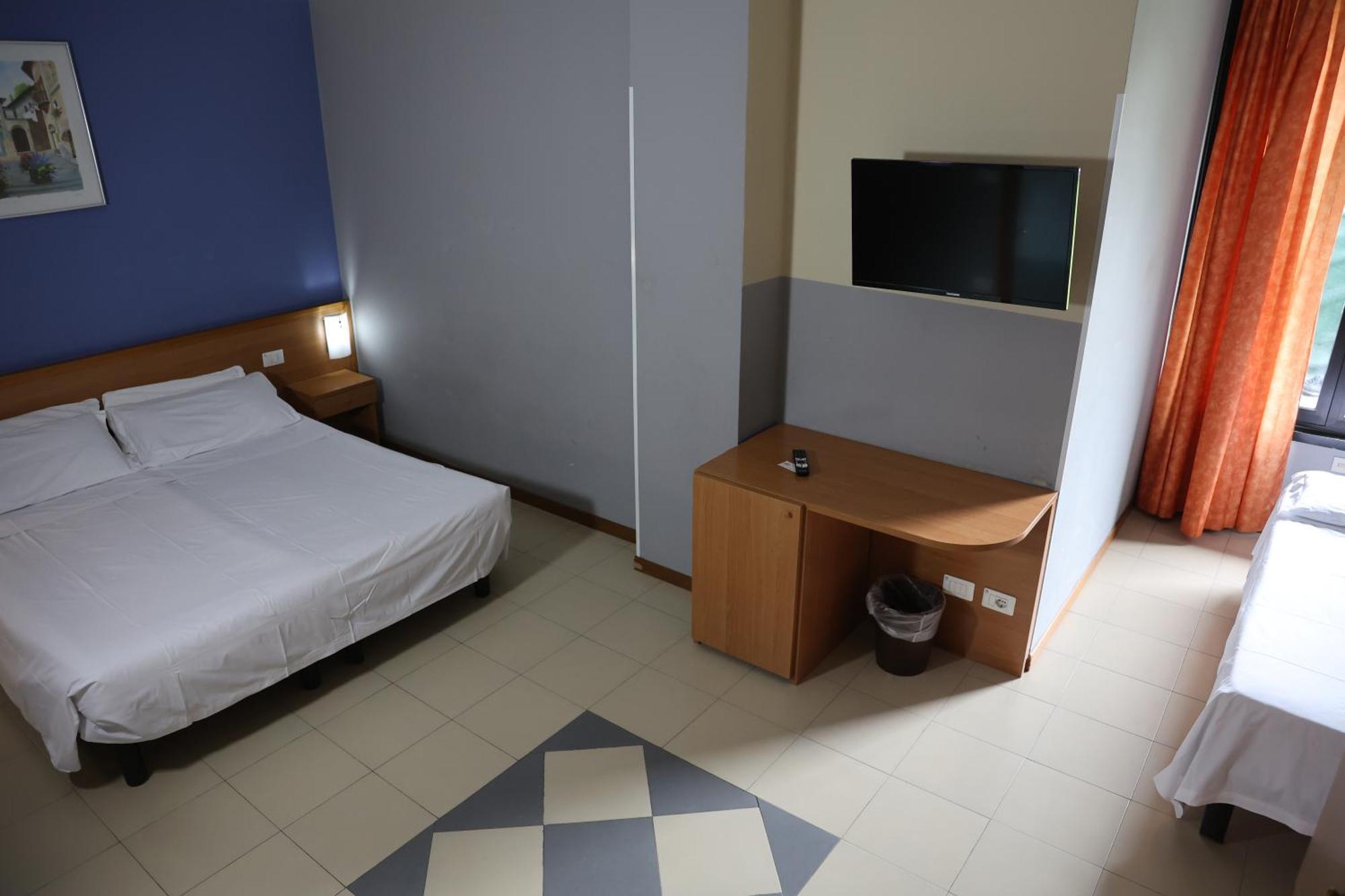 Hotel Garda آفي المظهر الخارجي الصورة